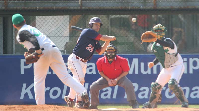 Divisi&oacute;n de Honor: B&eacute;isbol Navarra gana en Sant Boi y Pamplona cae en casa ante Tenerife Marlins